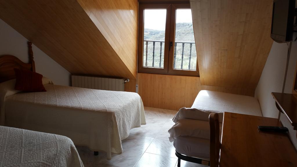 Hostal El Panadero Сепульведа Экстерьер фото