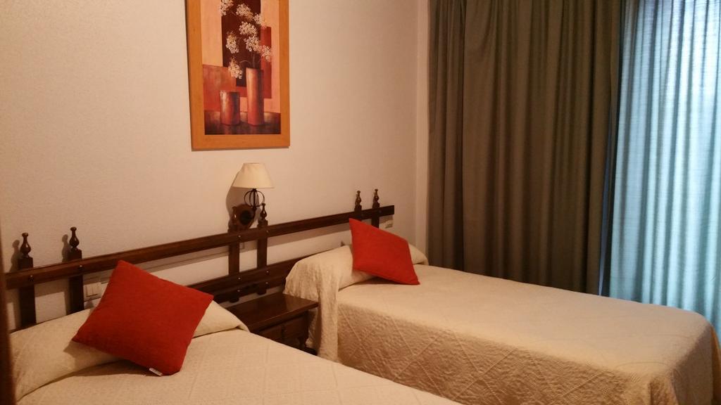 Hostal El Panadero Сепульведа Экстерьер фото